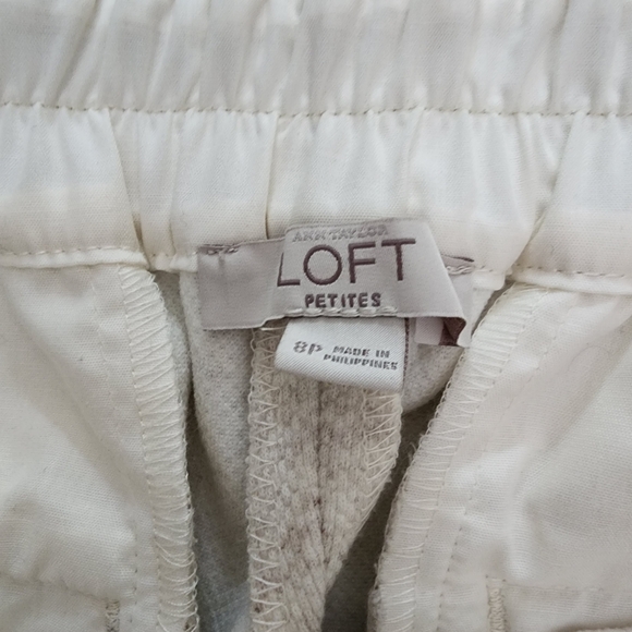 Loft Heathered Oatmeal Tailored Joggers 8 Petite - Picture 4 of 4
